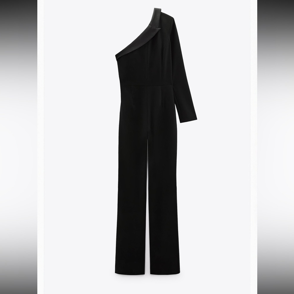 Black one shoulder long sleeve jump suit